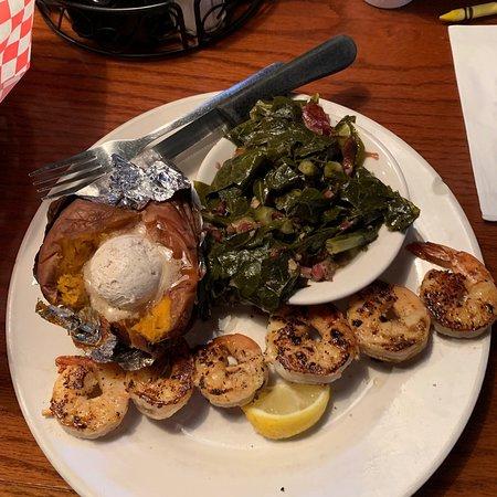 Cross Creek Barbeque & Steakhouse